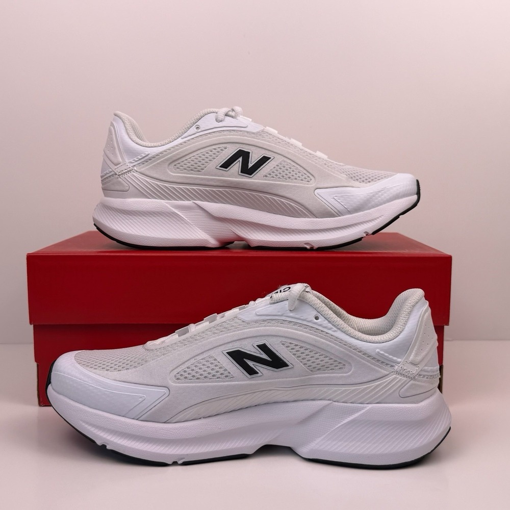 New Balance CTLYST Running Shoes Women's Size 8.5 D Wide White/Black WCATLW1 - Picture 2 of 6